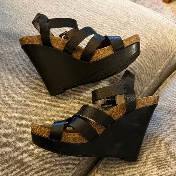 Sam Edelman Black Leather Heels - Picture 3 of 7